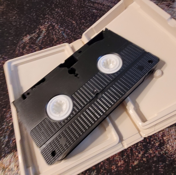 Walt Disney VHS  Peter Pan classic - Picture 5 of 5